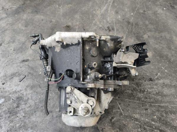 BOITE DE VITESSE MANUEL CITROEN/PEUGEOT 1.6HDI ( 5-VITESSES ) - Vue 6